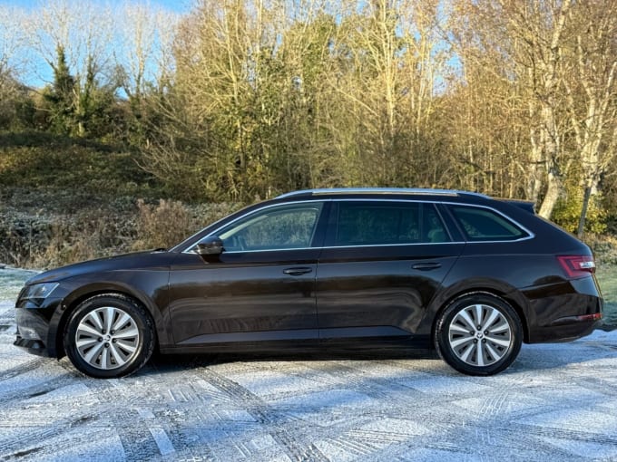 2025 Skoda Superb