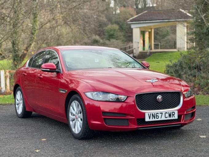 2025 Jaguar Xe