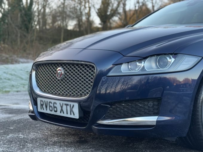 2025 Jaguar Xf