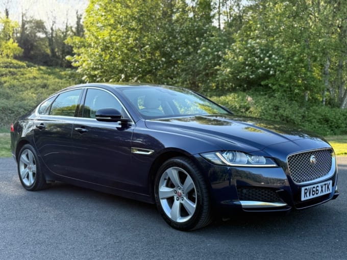 2025 Jaguar Xf