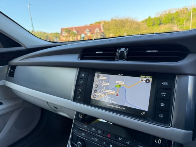 2025 Jaguar Xf