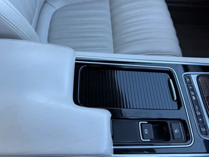 2025 Jaguar Xf