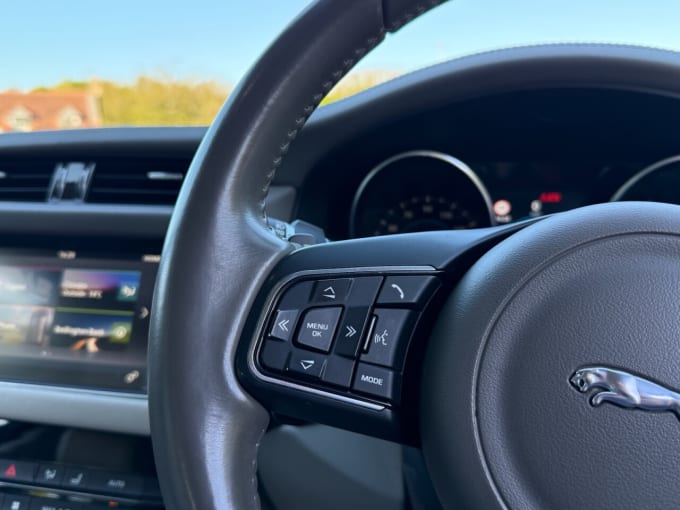 2025 Jaguar Xf