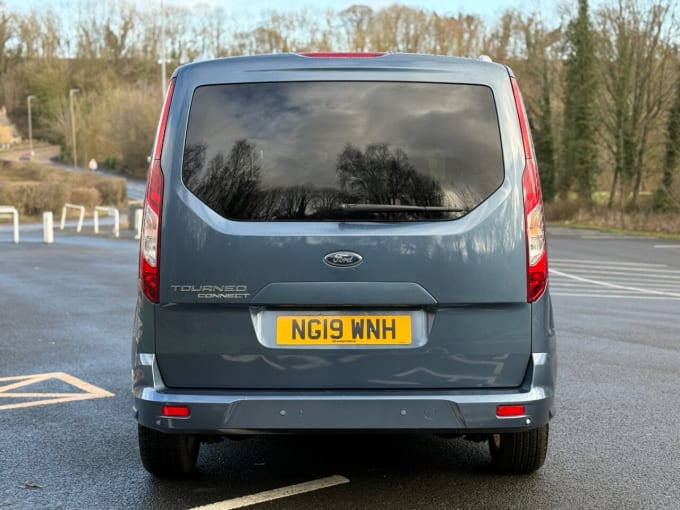 2025 Ford Tourneo Connect