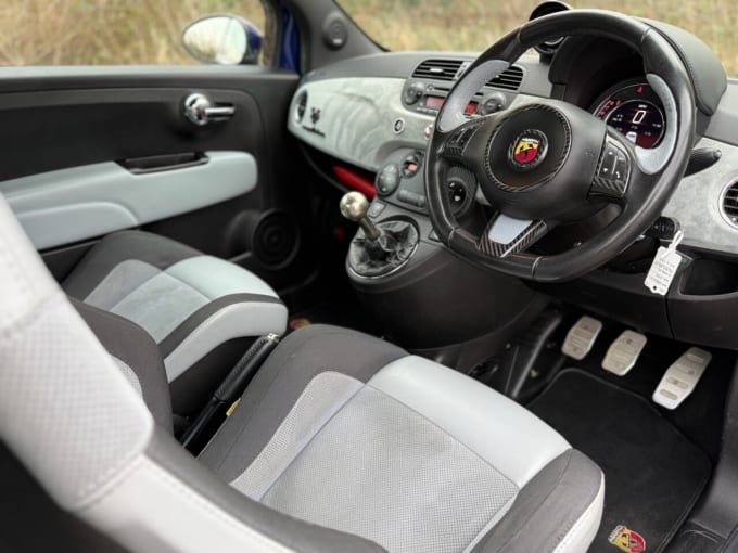 2025 Abarth 595