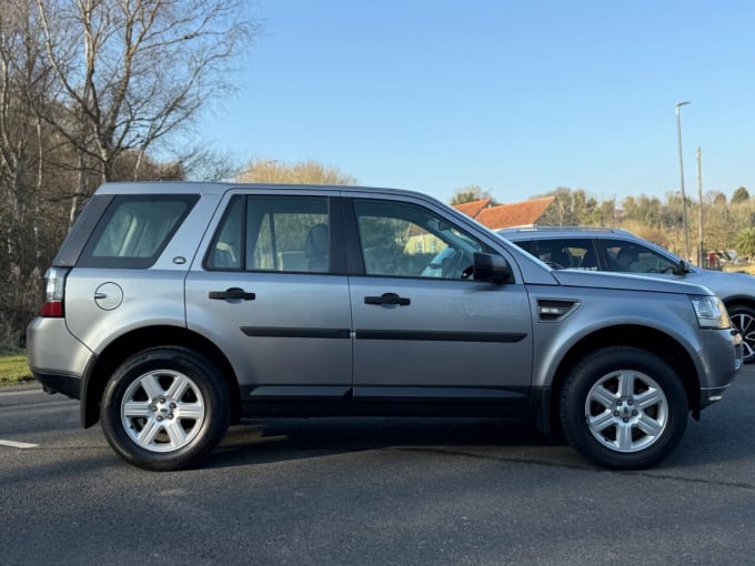 2025 Land Rover Freelander 2