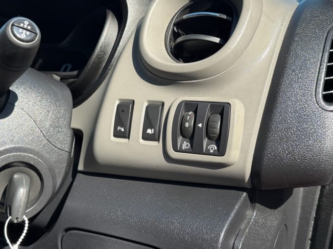 2025 Renault Trafic