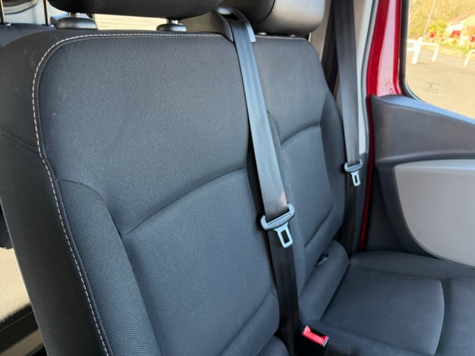 2025 Renault Trafic