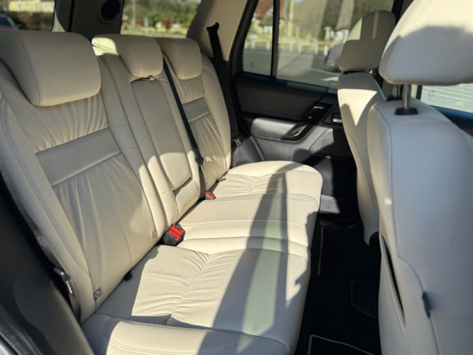2025 Land Rover Freelander 2