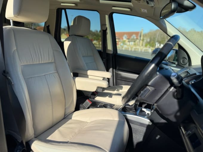 2025 Land Rover Freelander 2