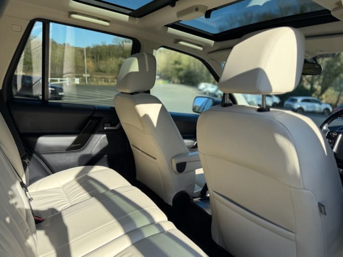 2025 Land Rover Freelander 2