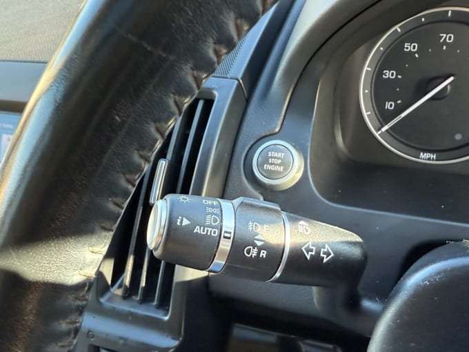 2025 Land Rover Freelander 2