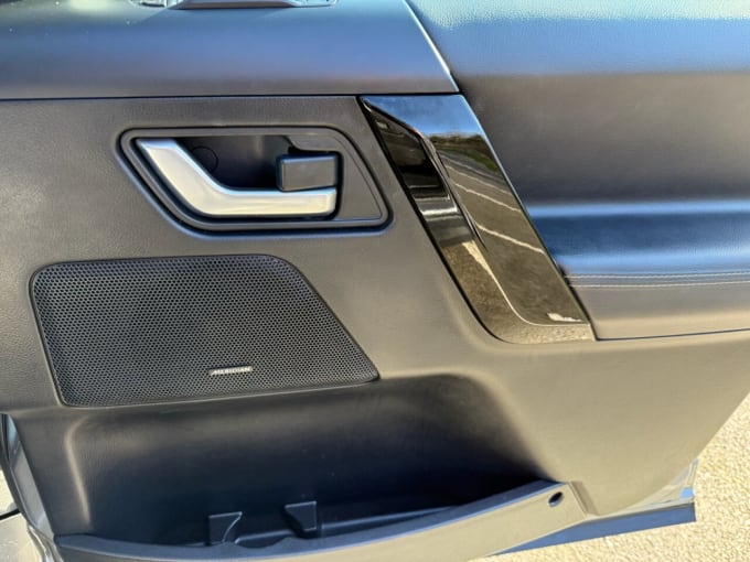 2025 Land Rover Freelander 2