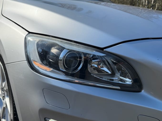 2025 Volvo V60