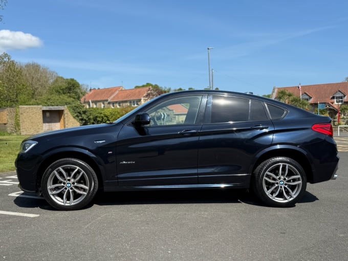 2025 BMW X4