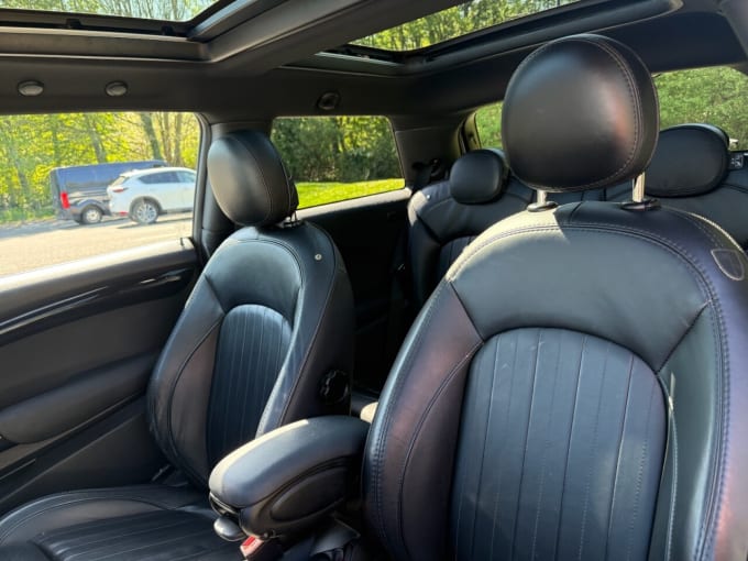 2025 Mini Hatch