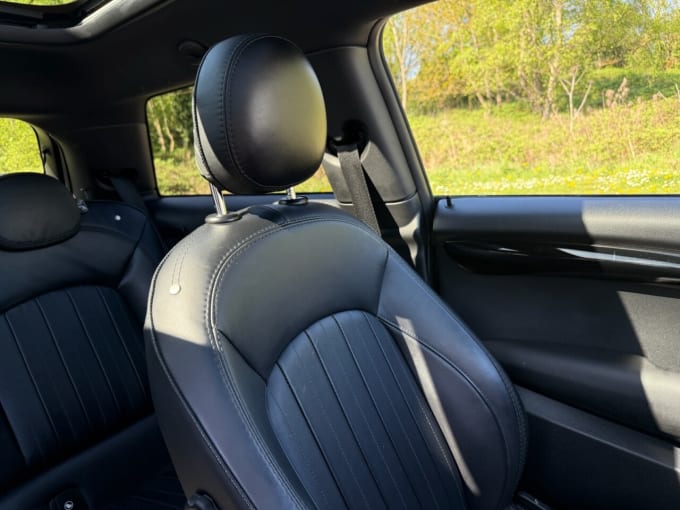2025 Mini Hatch