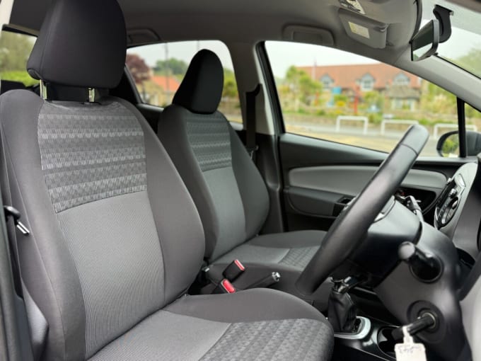 2025 Toyota Yaris