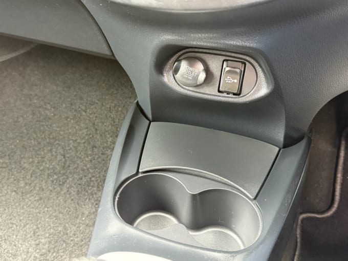 2025 Toyota Yaris