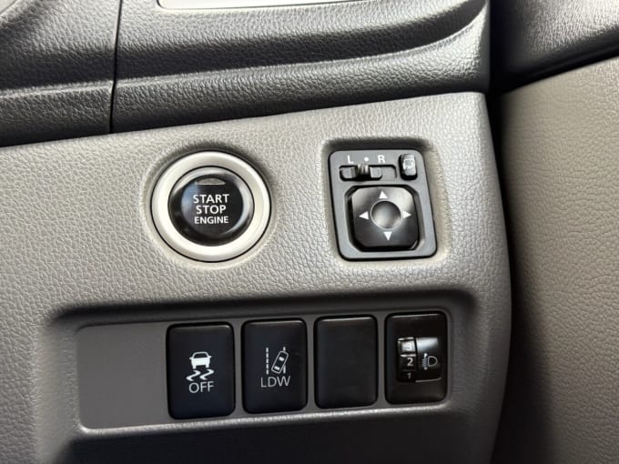 2025 Mitsubishi L200