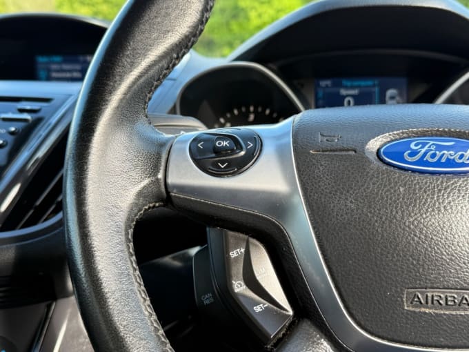 2025 Ford Kuga