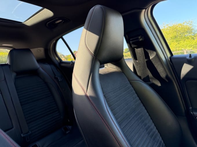 2025 Mercedes-benz Gla