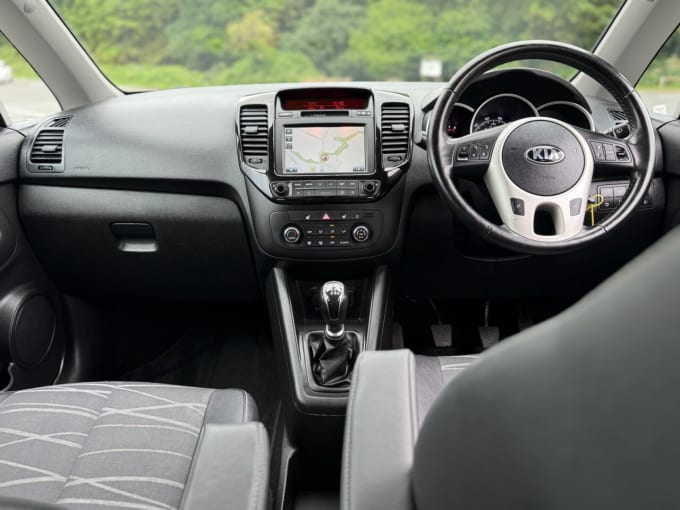 2025 Kia Venga