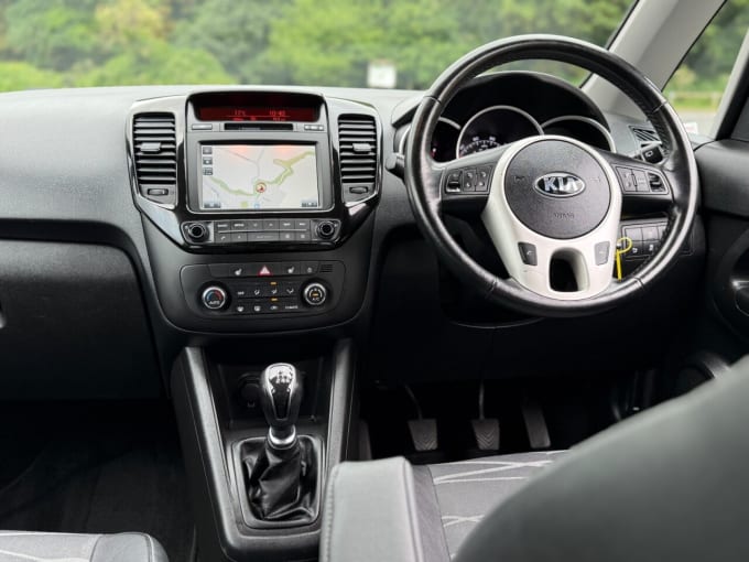 2025 Kia Venga