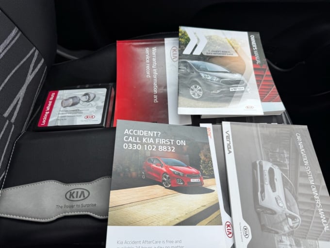 2025 Kia Venga