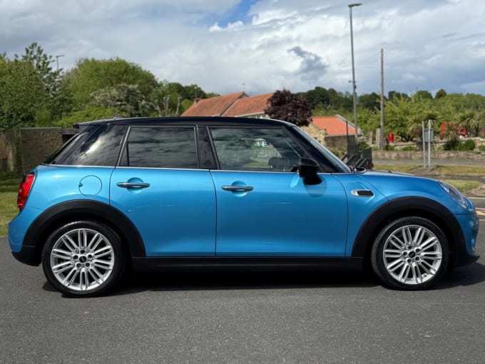 2025 Mini Hatch