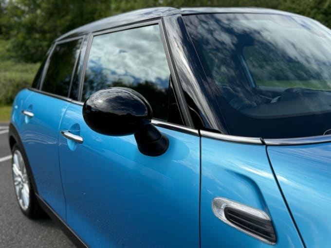 2025 Mini Hatch