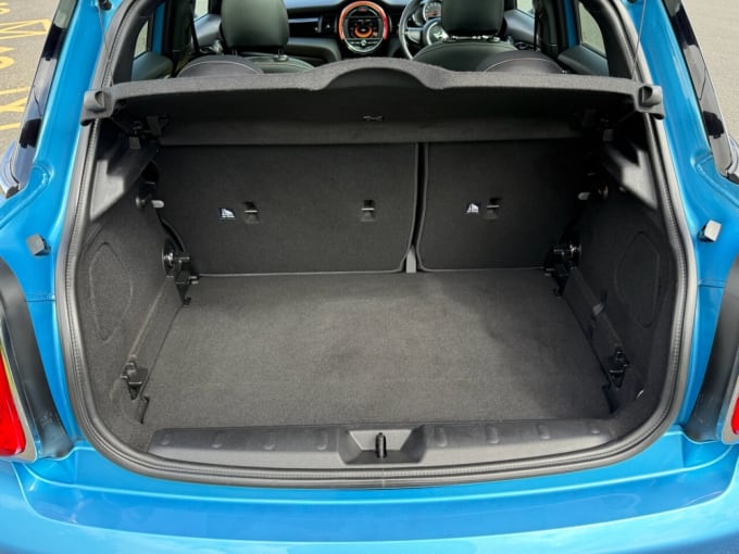 2025 Mini Hatch