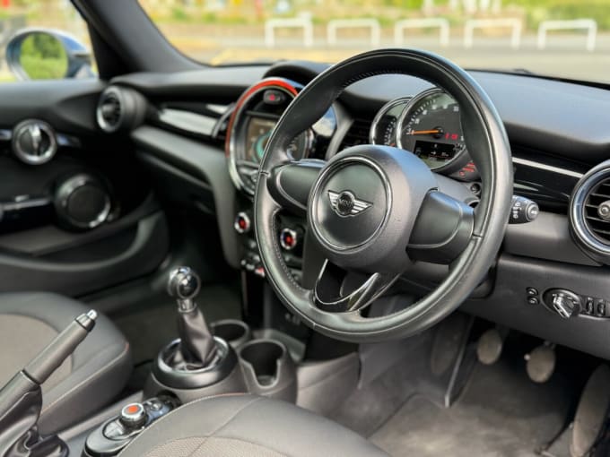 2025 Mini Hatch