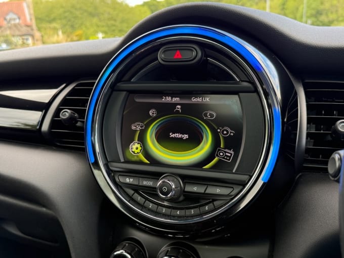 2025 Mini Hatch