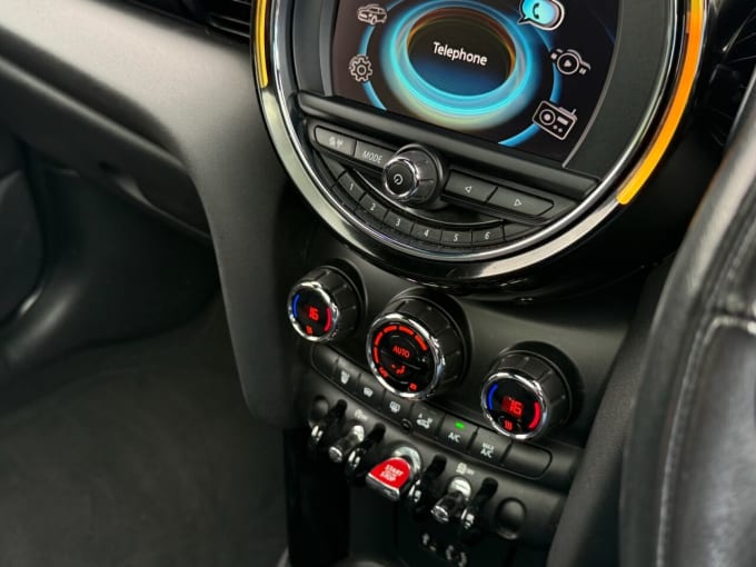 2025 Mini Hatch
