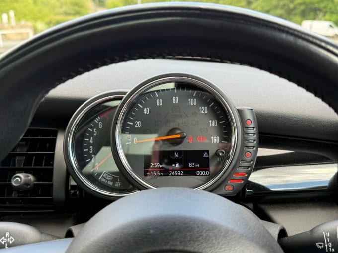 2025 Mini Hatch