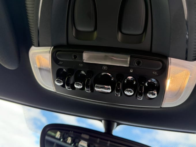 2025 Mini Hatch