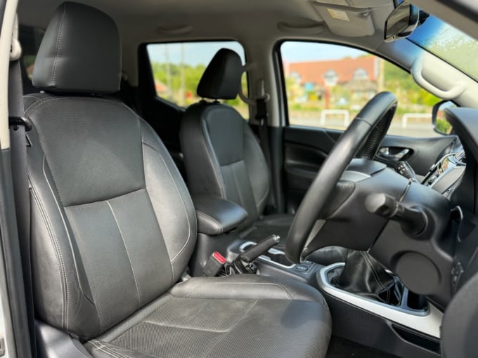 2025 Nissan Navara