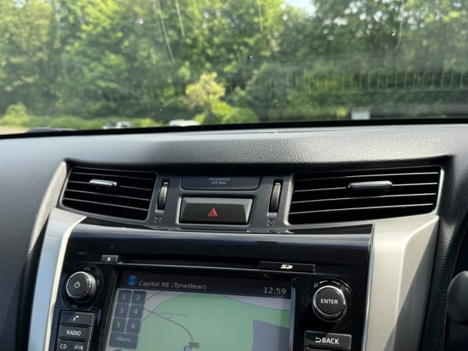 2025 Nissan Navara