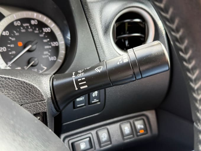 2025 Nissan Navara