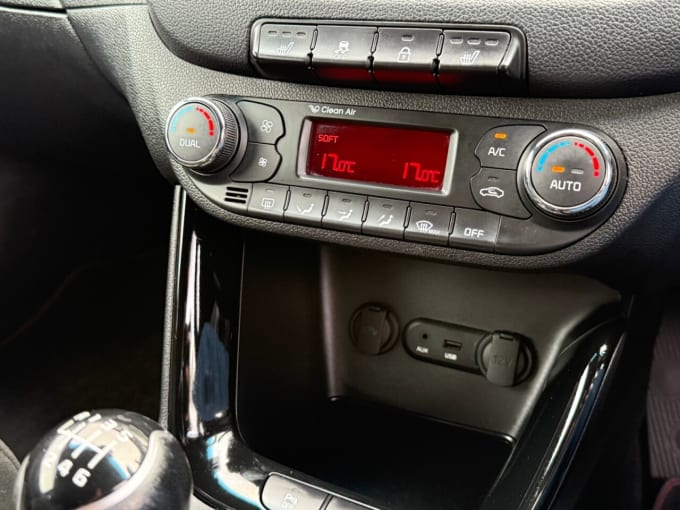 2025 Kia Proceed