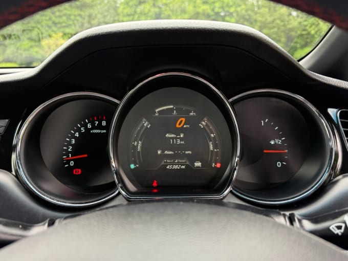 2025 Kia Proceed