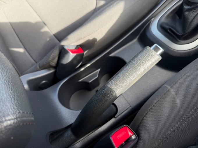 2025 Kia Rio