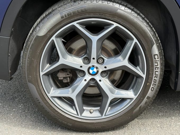 2025 BMW X1