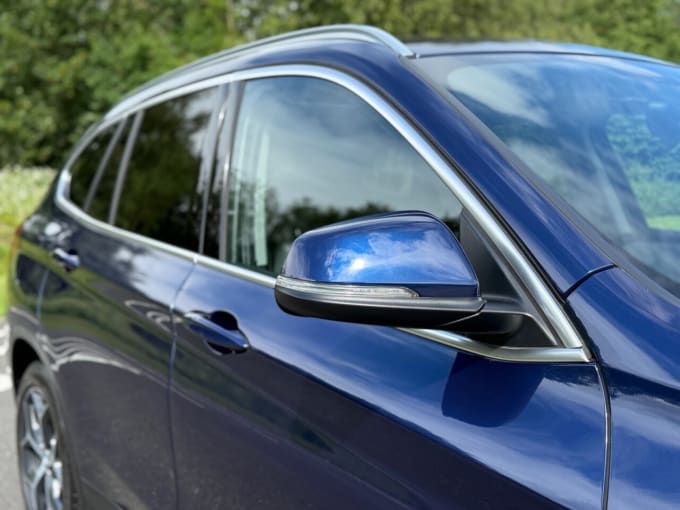 2025 BMW X1