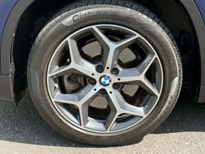 2025 BMW X1