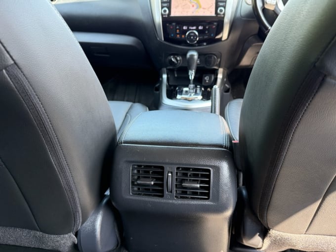 2025 Nissan Navara