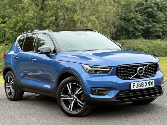 2025 Volvo Xc40