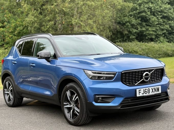 2025 Volvo Xc40
