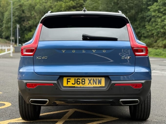 2025 Volvo Xc40
